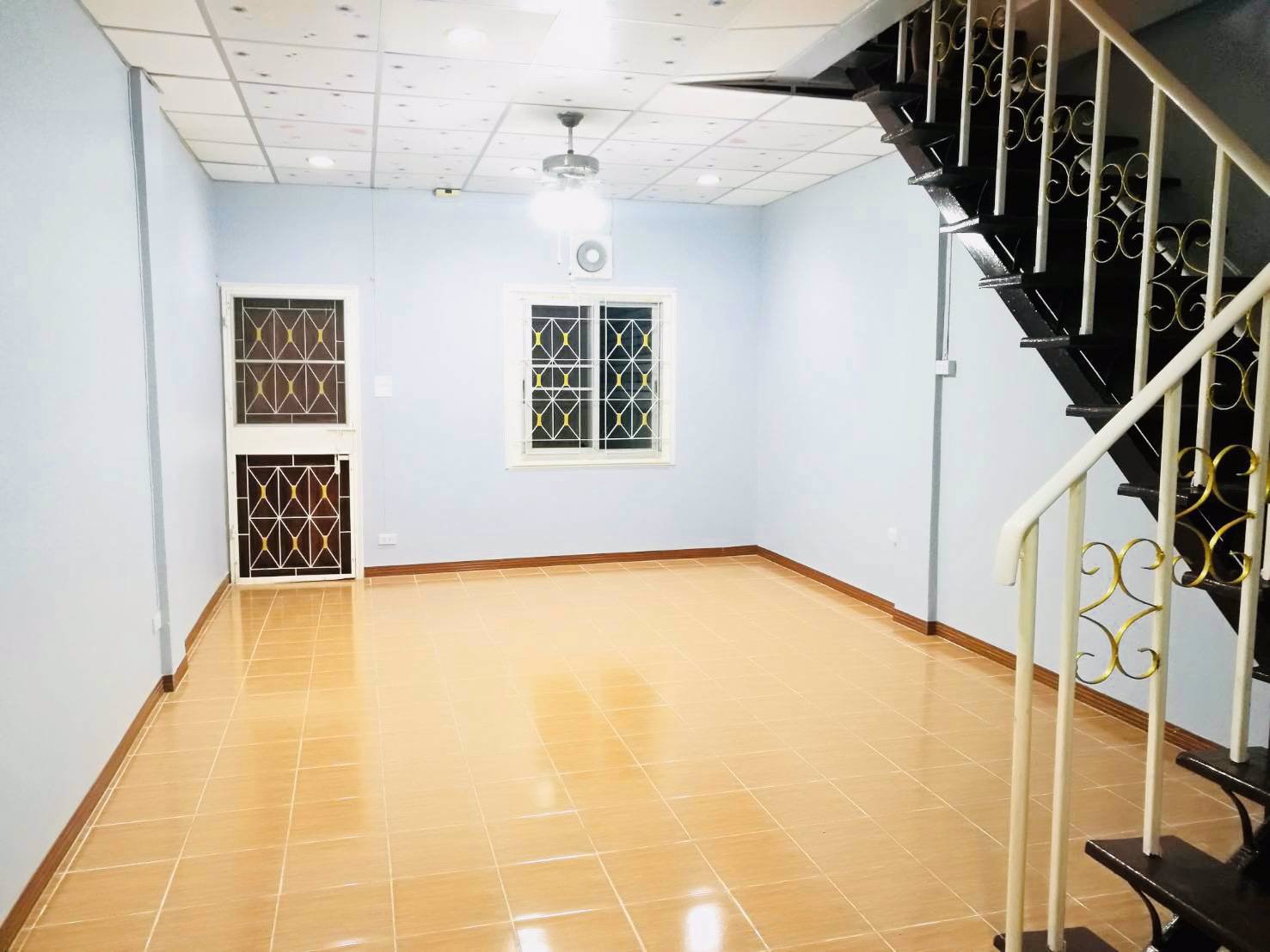 ให้เช่า-ทาวน์เฮาส์-2-ชั้น-หมู่บ้านกฤษณา2