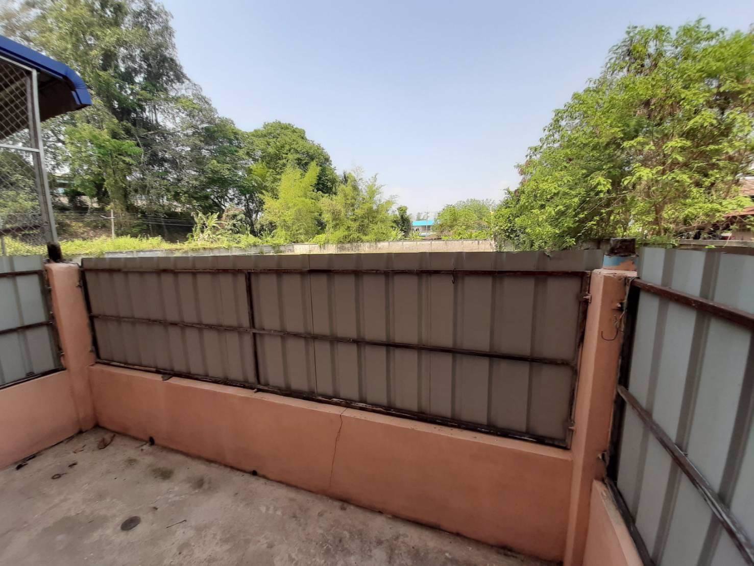 ขายอาคารพาณิชย์-2-ชั้น-จำนวน-2-ห้องติดกัน-ติดถนนสี่เลน-เส้นหลัก-101-