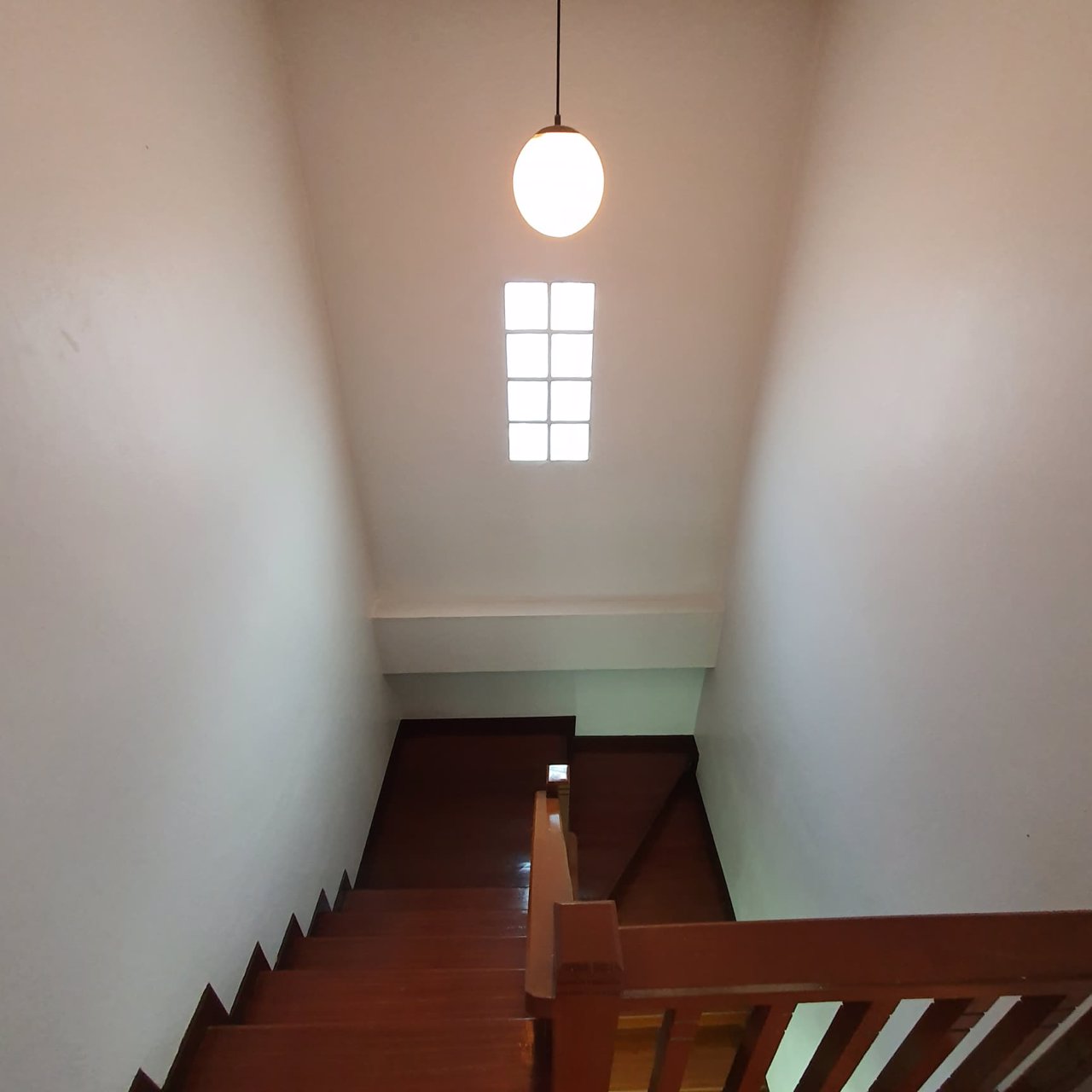 ขายทาวน์เฮ้าส์-3-ชั้น-หลังมุม-หมู่บ้านธนากรวิลล่า-2