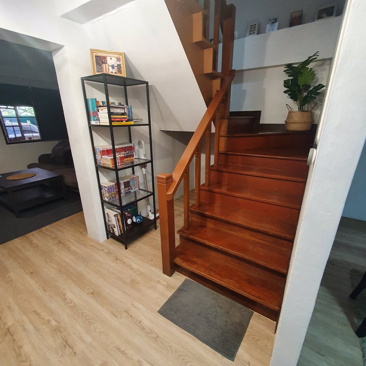 ขายทาวน์เฮ้าส์-3-ชั้น-หลังมุม-หมู่บ้านธนากรวิลล่า-2