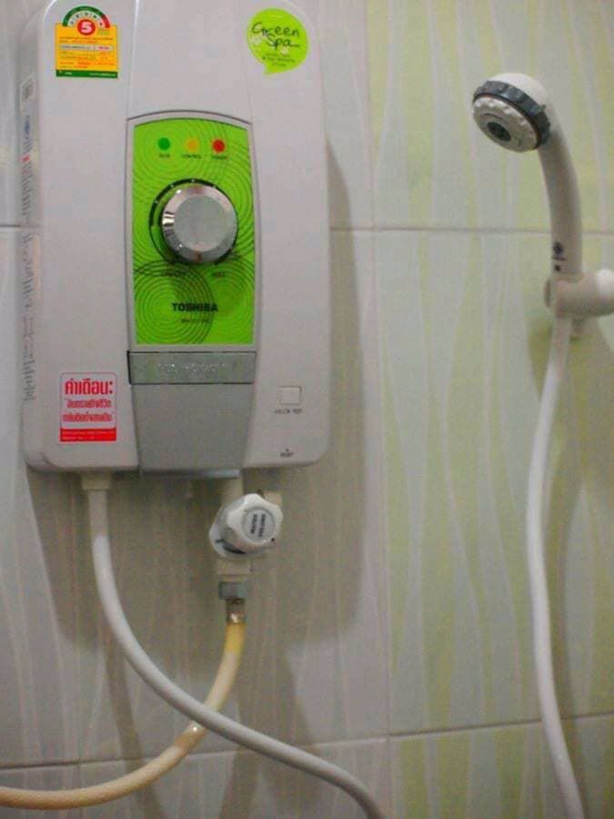 ขายกิจการโรงแรมโกลเด้นรีสอร์ท-พร้อมดำเนินกิจการต่อได้ทันที-อยู่ตรงข้ามโรงพยาบาลสมเด็จยุพราชปัว-จน่า