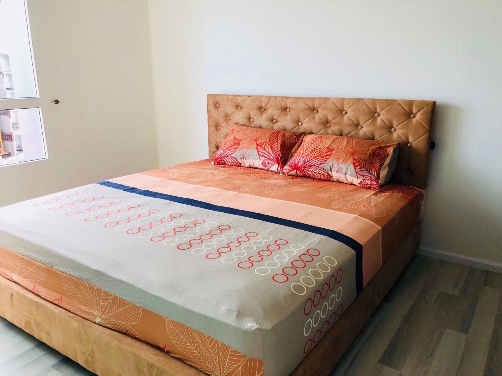 ให้เช่าคอนโด-the-key-sathorn-charoenrat