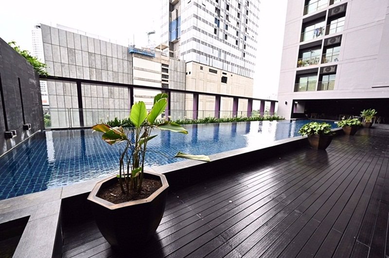 ขายคอนโด-noble-remix-36-bts-ทองหล่อ-เชื่อมกับสถานีรถไฟฟ้าทองหล่อ-สามารถเดินเข้าตึกได้เลย