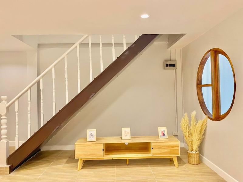 บ้านติดรถไฟฟ้า-สไตล์มินิมอล-หมู่บ้านเจ้าพระยา8-ถนนเมน