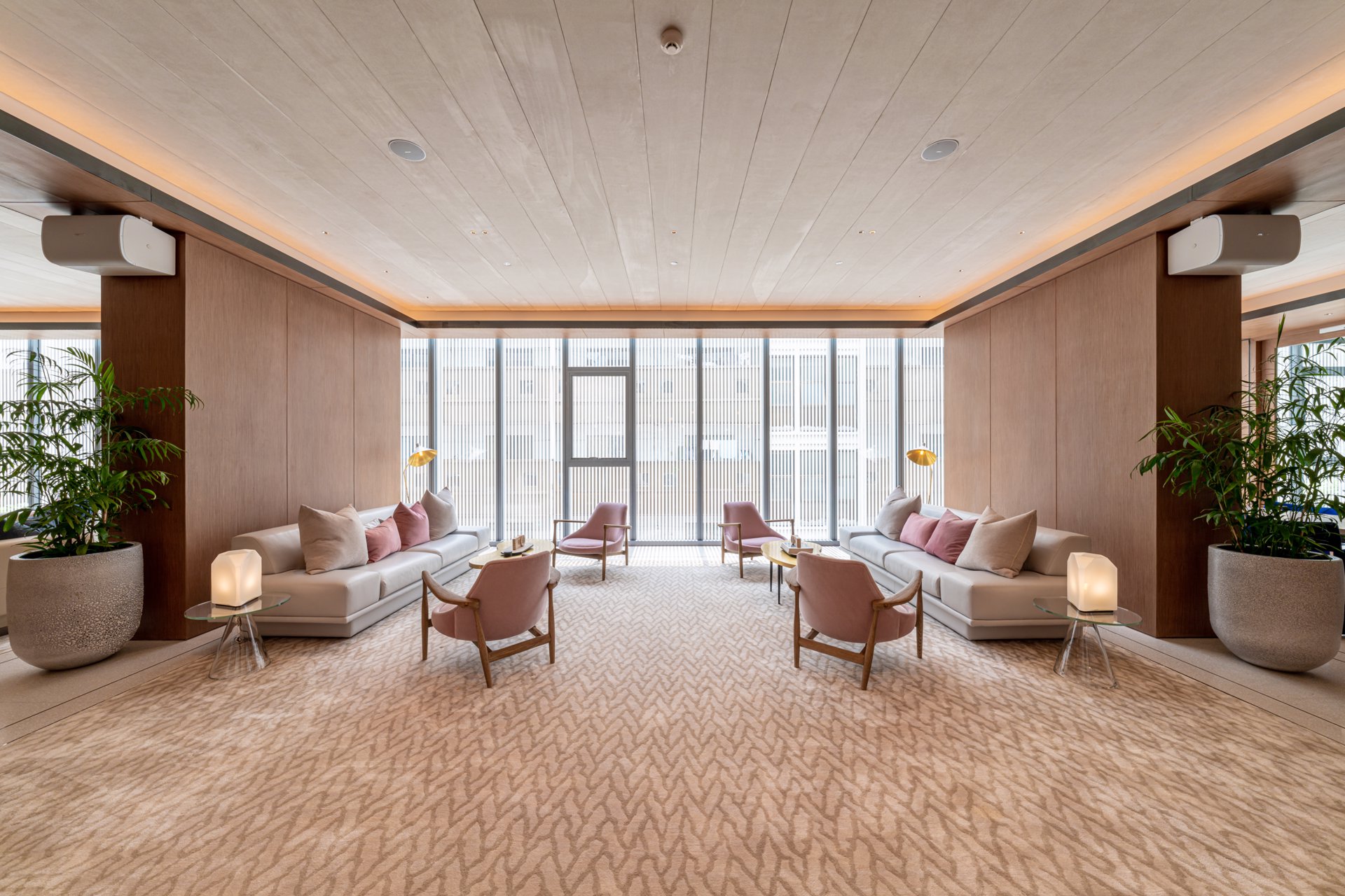 “super-luxury-penthouse-freehold-in-langsuan-for-sale”-designed-by-thomas-juul-hansen