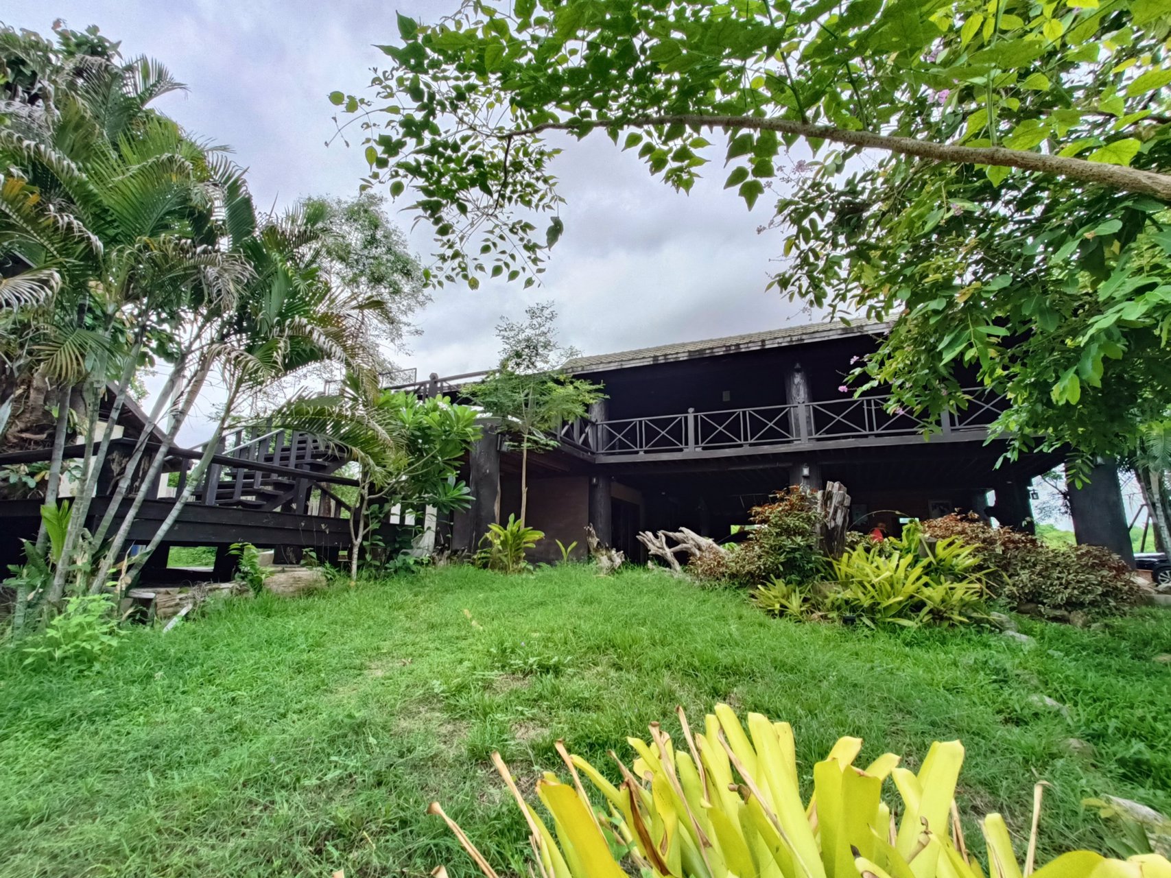 ขายที่ดินพร้อมสิ่งปลูกสร้างรีสอร์ท-สไตล์ลอร์ฟ10ห้อง