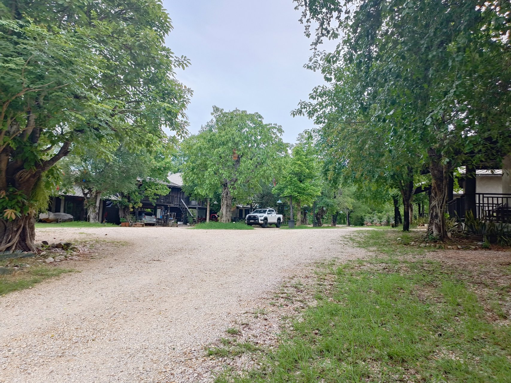 ขายที่ดินพร้อมสิ่งปลูกสร้างรีสอร์ท-สไตล์ลอร์ฟ10ห้อง