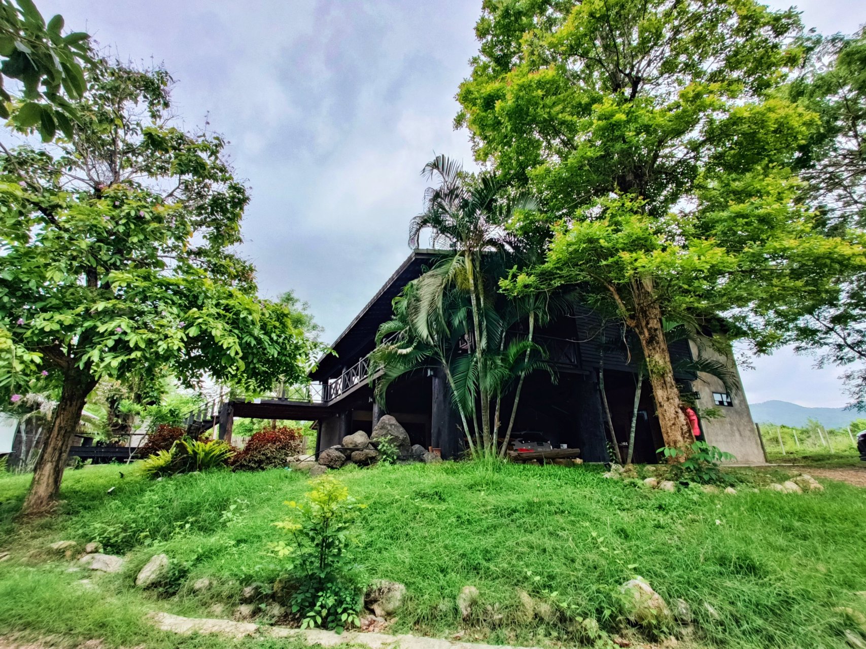 ขายที่ดินพร้อมสิ่งปลูกสร้างรีสอร์ท-สไตล์ลอร์ฟ10ห้อง