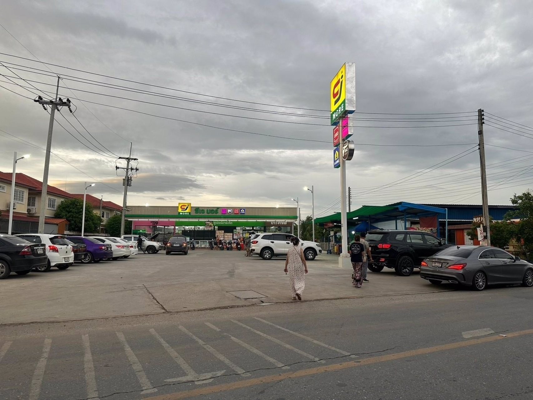 ขายบ้านพร้อมที่ดิน-650-ตรว-ติดถนนดาวทอง-ตมหาสวัสดิ์-อพุทธมณฑล-จนครปฐม-ทำเลดีมากเป็นแหล่งชุมชน