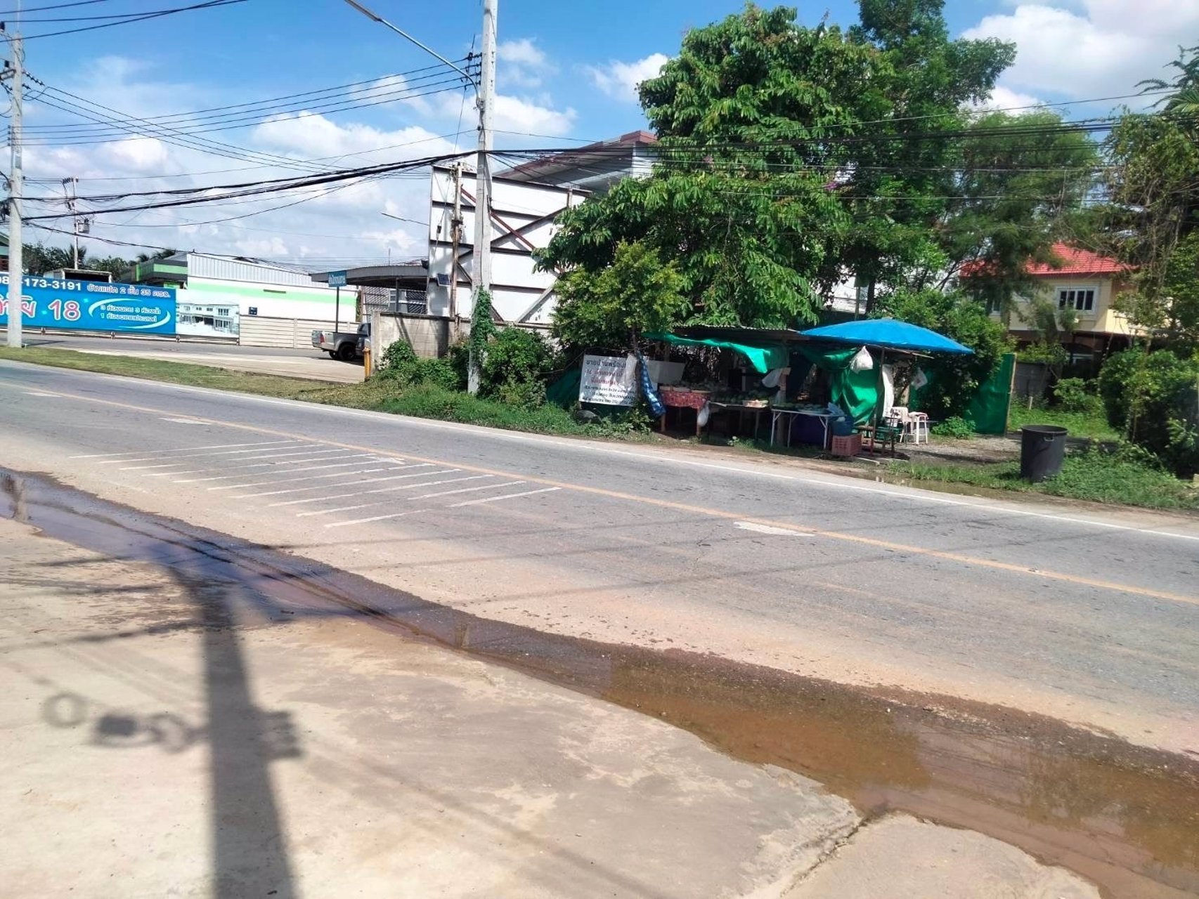 ขายบ้านพร้อมที่ดิน-650-ตรว-ติดถนนดาวทอง-ตมหาสวัสดิ์-อพุทธมณฑล-จนครปฐม-ทำเลดีมากเป็นแหล่งชุมชน