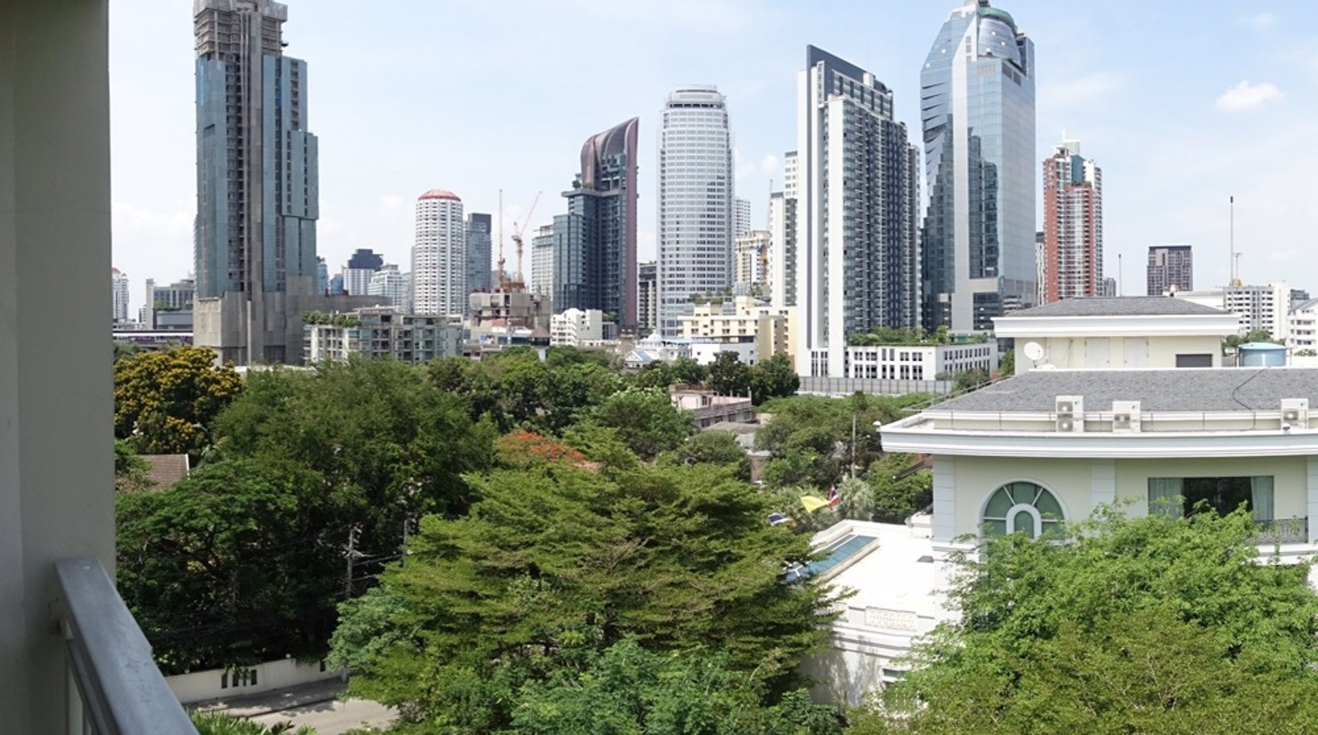 ให้เช่าคอนโด-plus-38-hip-สุขุมวิท-38-ชั้น-9-พร้อมอยู่-ใกล้-bts-ทองหล่อ