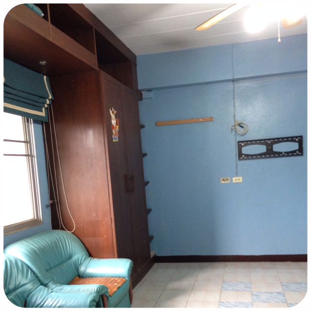 ขายคอนโดนิรันดร์-ซลาดพร้าว-101-ตึก-j-ชั้น-4-ห้องมุม