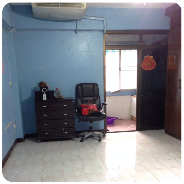 ขายคอนโดนิรันดร์-ซลาดพร้าว-101-ตึก-j-ชั้น-4-ห้องมุม