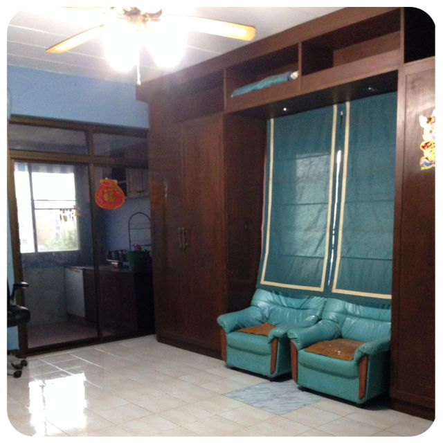 ขายคอนโดนิรันดร์-ซลาดพร้าว-101-ตึก-j-ชั้น-4-ห้องมุม