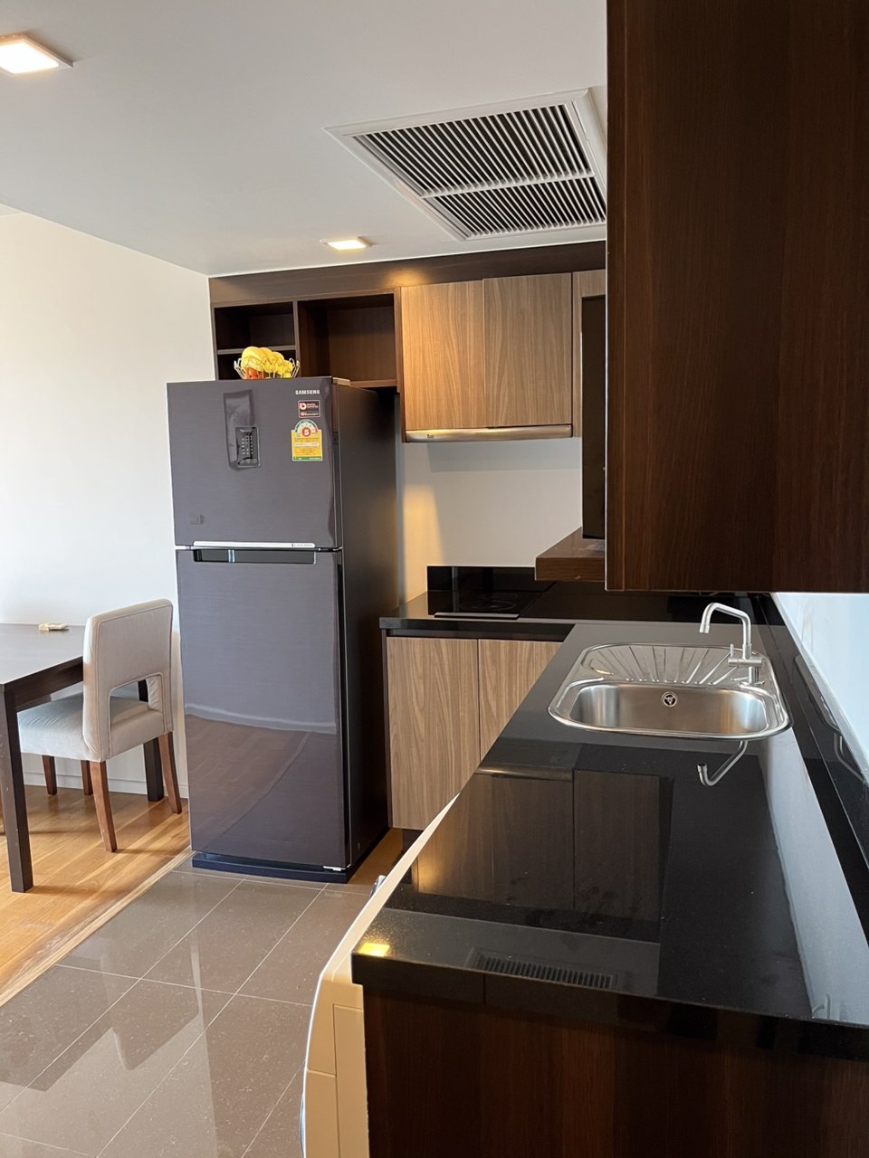 ขายคอนโดโฟคัส-แอท-เพลินจิต-focus-เพลินจิต-