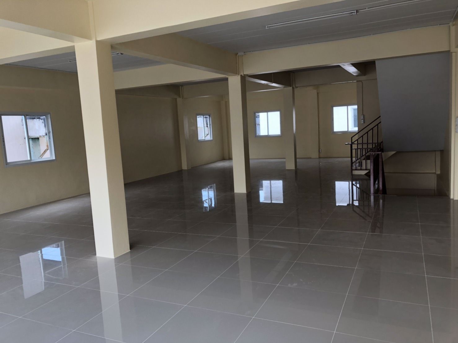 ให้เช่า-อาคารพาณิชย์-2-ห้องริม-เทียนทะเล