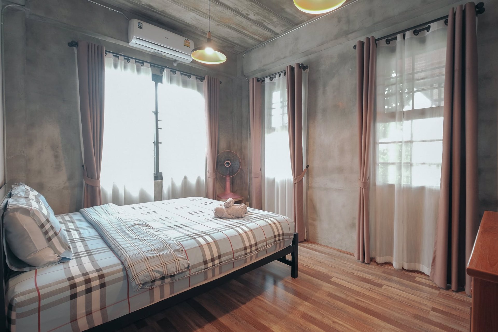 บ้านพักโซนเขาใหญ่-moon-heart-village-khao-yai