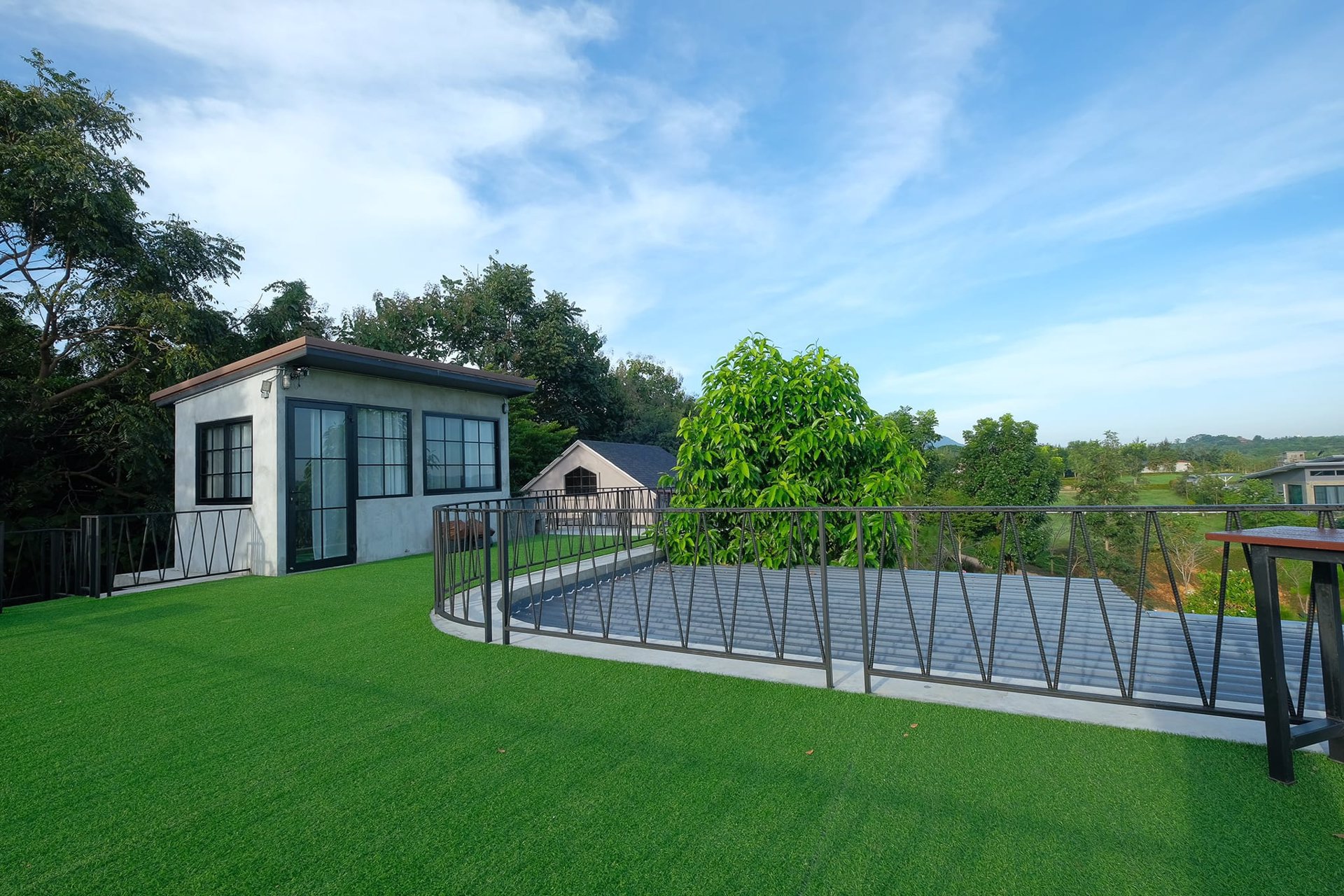 บ้านพักโซนเขาใหญ่-moon-heart-village-khao-yai