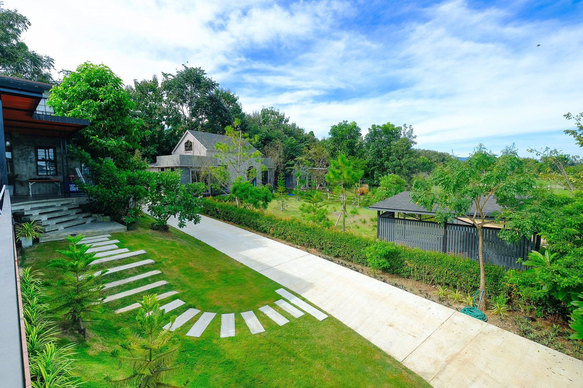 บ้านพักโซนเขาใหญ่-moon-heart-village-khao-yai