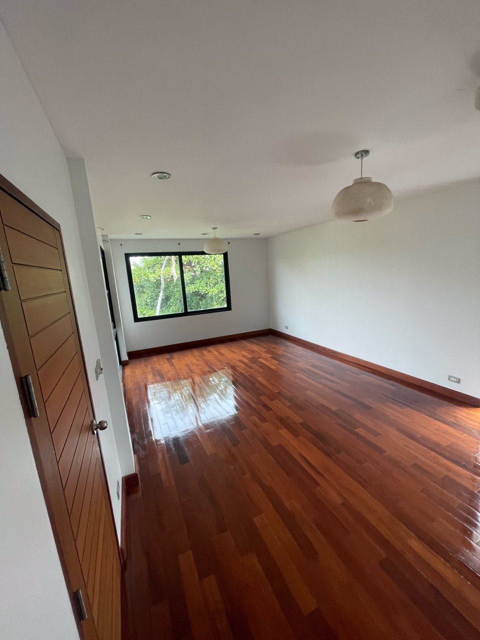 ขายบ้านสวยบ้านเดี่ยว-โฮมออฟฟิศ-2-ชั้นพร้อมที่ดิน-133-ตรว-เสนานิคม-1-ซอย-23-ลาดพร้าว-เกษตรนวมินทร์