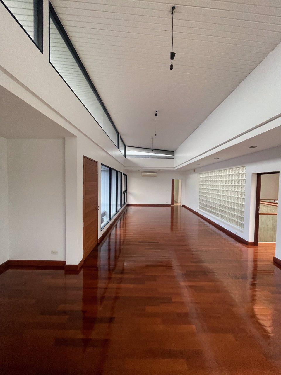 ขายบ้านสวยบ้านเดี่ยว-โฮมออฟฟิศ-2-ชั้นพร้อมที่ดิน-133-ตรว-เสนานิคม-1-ซอย-23-ลาดพร้าว-เกษตรนวมินทร์