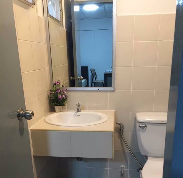 ให้เช่าคอนโด-ลุมพินี-เซ็นเตอร์-แฮปปี้แลนด์-ใกล้เดอะมอลล์บางกะปิ-รถไฟฟ้าสายสีเหลือง