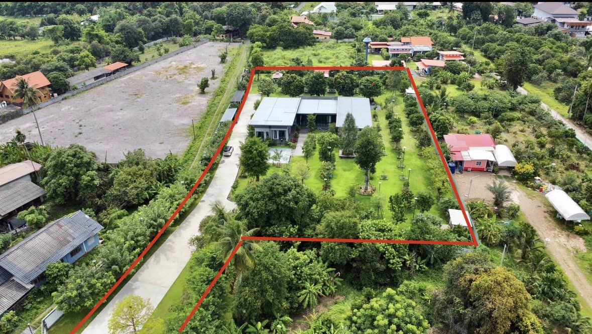 ขายด่วน-ขายถูก-บ้านสวยนครนายก-บ้านเดี่ยวหลังใหญ่-พื้นที่-4-ไร่-1-งาน-4-ตรว-ตกแต่งสวยงามมาก