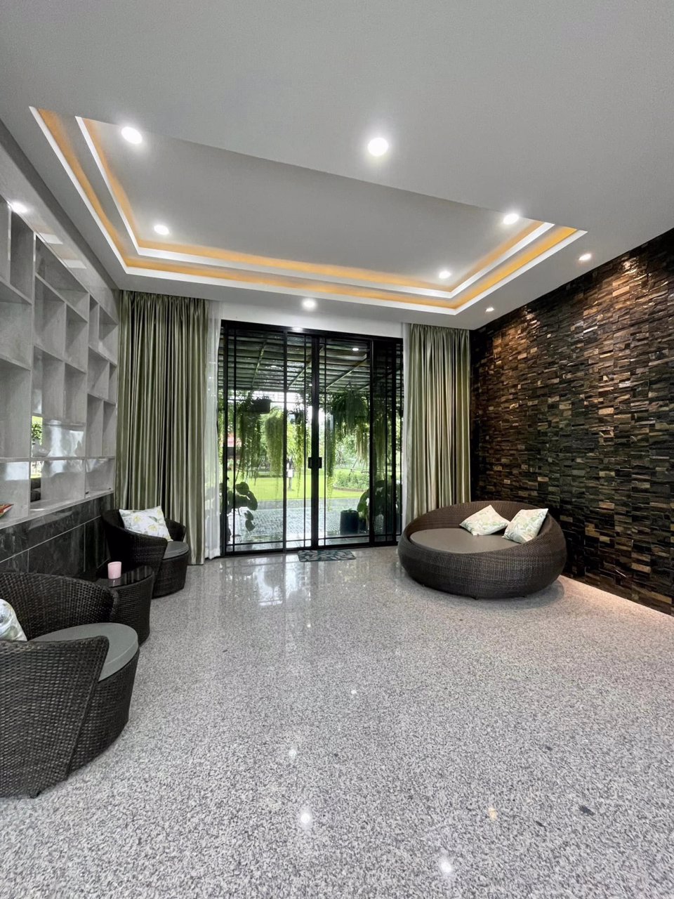 ขายด่วน-ขายถูก-บ้านสวยนครนายก-บ้านเดี่ยวหลังใหญ่-พื้นที่-4-ไร่-1-งาน-4-ตรว-ตกแต่งสวยงามมาก