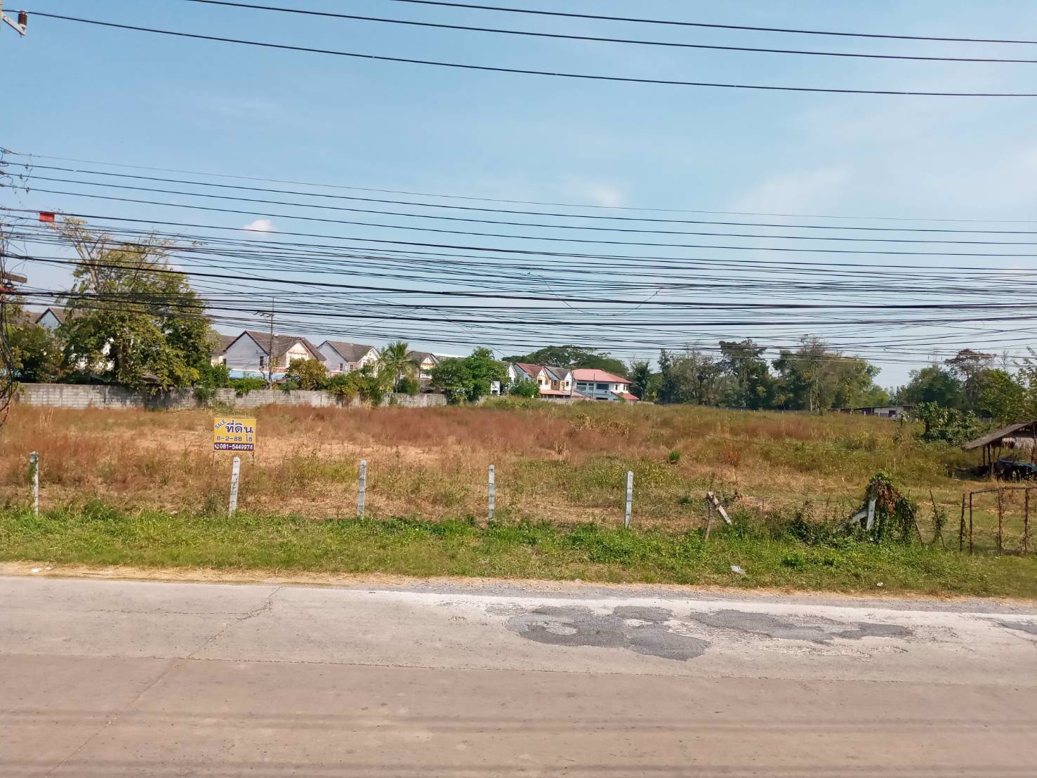 ขายที่ดิน-8-ไร่-2งาน-88-ตรว-อยู่ซอยศรีจันทร์39-ห่างจาก-ถศรีจันทร์600-ม