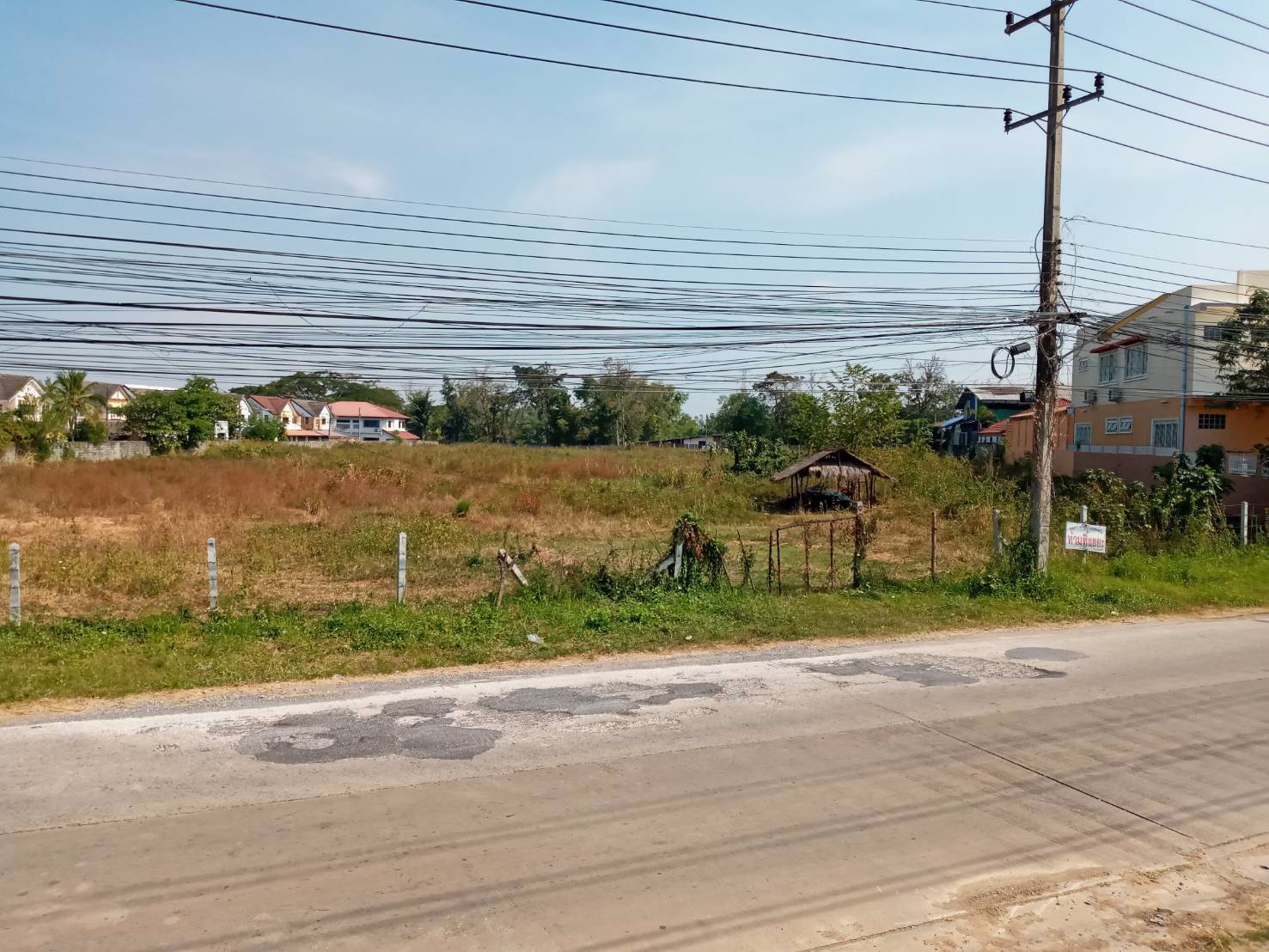 ขายที่ดิน-8-ไร่-2งาน-88-ตรว-อยู่ซอยศรีจันทร์39-ห่างจาก-ถศรีจันทร์600-ม