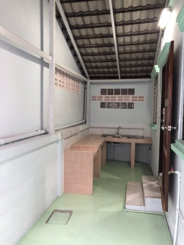 ให้เช่าบ้านแฝด-ปรับปรุงใหม่-สภาพดี-ใกล้รถไฟฟ้า