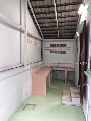 ให้เช่าบ้านแฝด-ปรับปรุงใหม่-สภาพดี-ใกล้รถไฟฟ้า