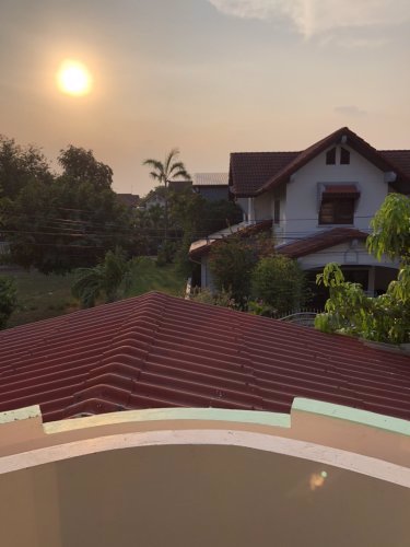 ให้เช่าบ้านแฝด-ปรับปรุงใหม่-สภาพดี-ใกล้รถไฟฟ้า