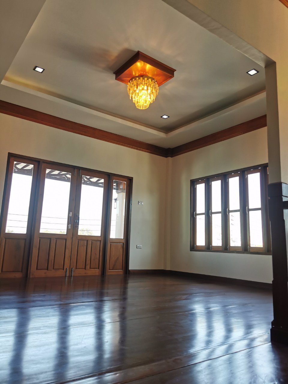 ขายบ้านเดี่ยว-2-ชั้น-ไทยประยุกต์-บิ้วอินไม้สัก-ทำเลดี-ติดถนน-ใกล้โรงเรียนวิเศษสมุทคุณ-ตลาดกระทุ่มแบน