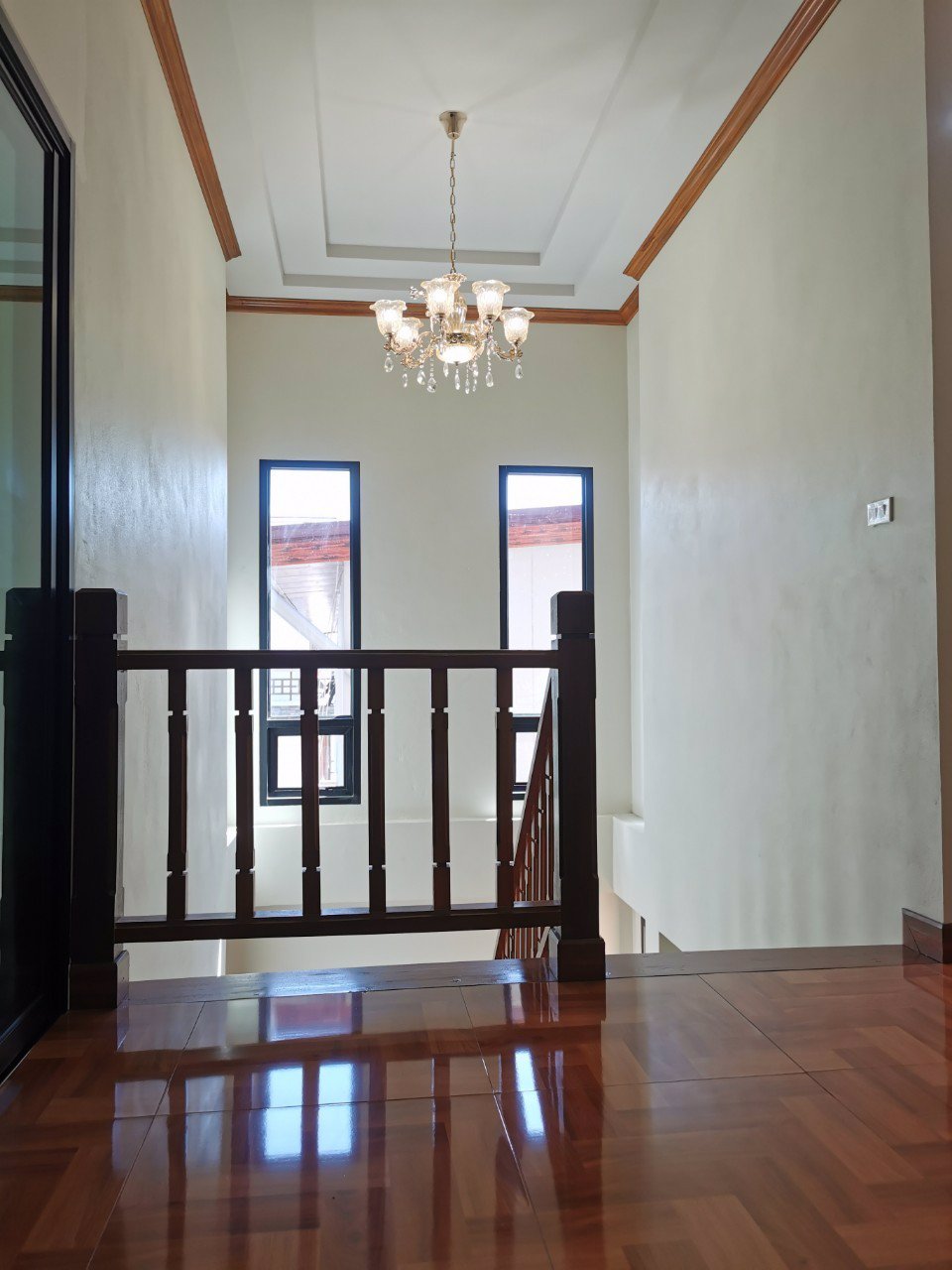 ขายบ้านเดี่ยว-2-ชั้น-64-ตรว-5ห้องนอน-5ห้องน้ำ-2ที่จอดรถ-ทำเลดี-ใกล้โรงเรียนวิเศษสมุทคุณกระทุ่มแบน