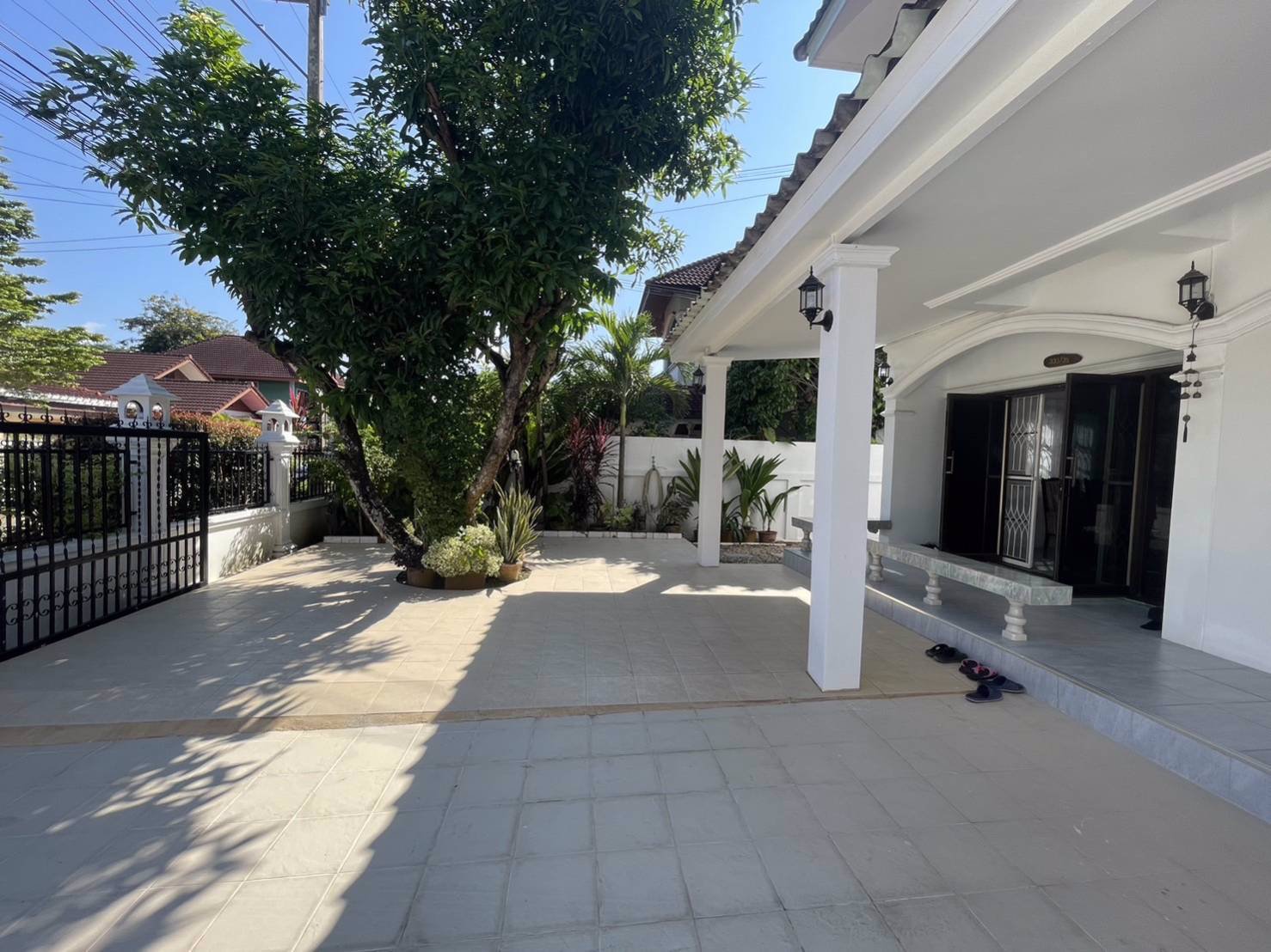 ขายบ้านเดี่ยว-2-ชั้น-ครึ่ง-4-ห้องนอน-3-ห้องน้ำ-