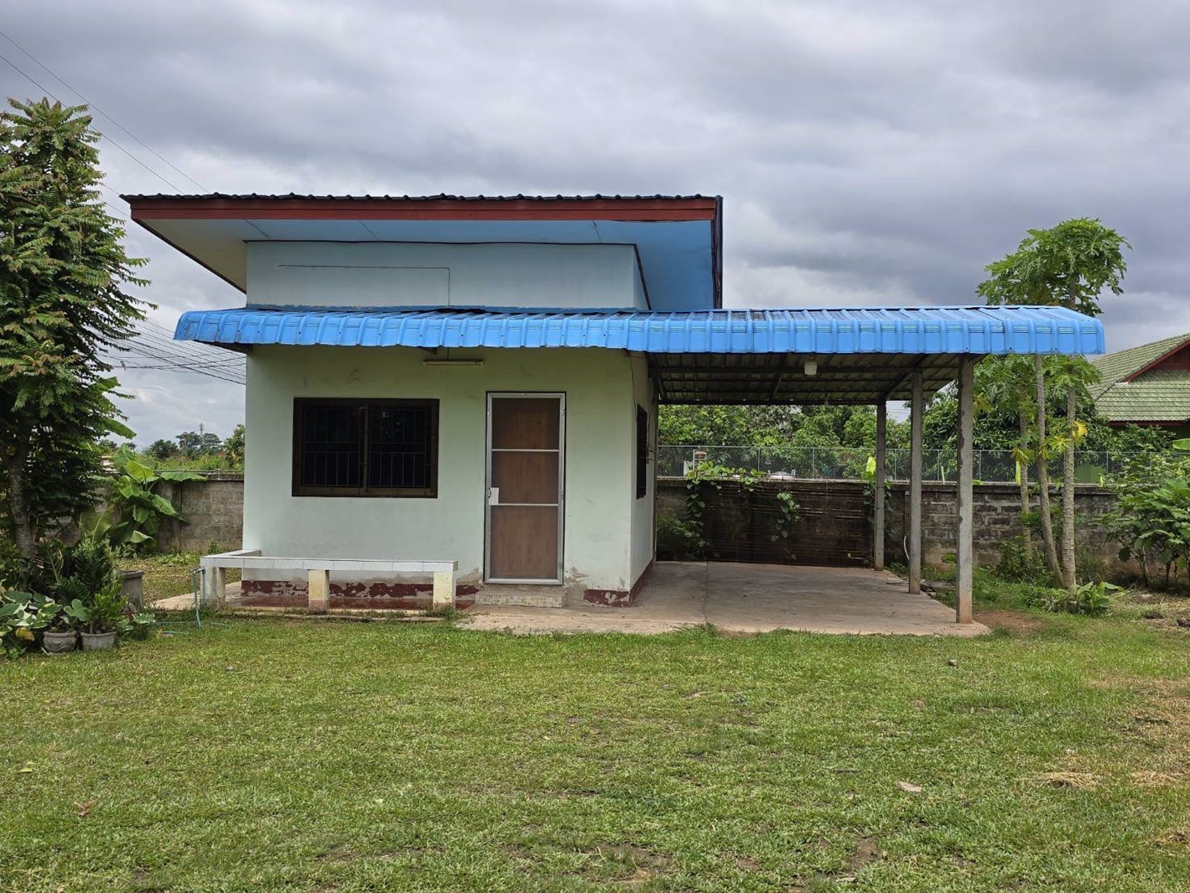 ขายที่ดินพร้อมสิ่งปลูกสร้าง-เนื้อที่-200-ตารางวา