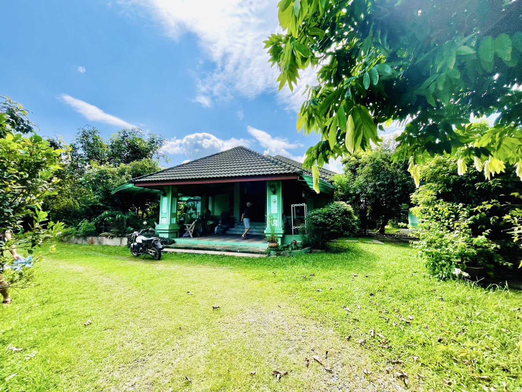 ขายที่ดินพร้อมสิ่งปลูกสร้าง-เนื้อที่-2-ไร่-1งาน-32-ตารางวา