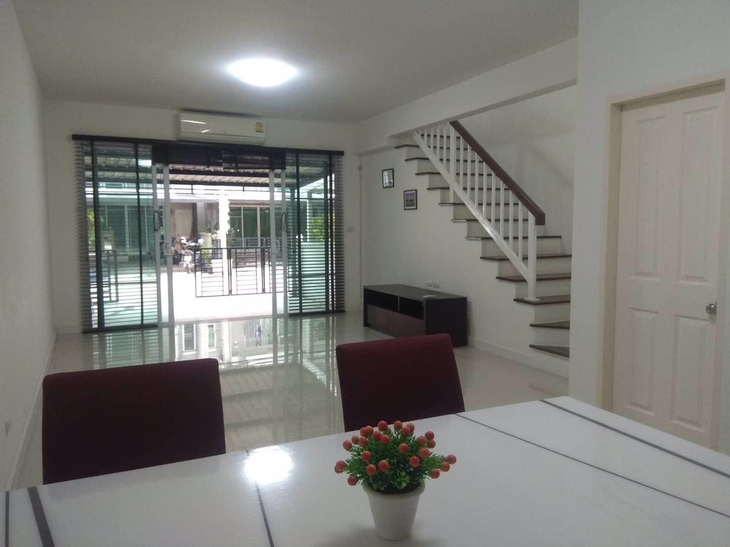 ขายทาวน์โฮมแสนสิริ-3-ชั้น-ทาวน์อเวนิวพระราม-9-รามคำแหง-60