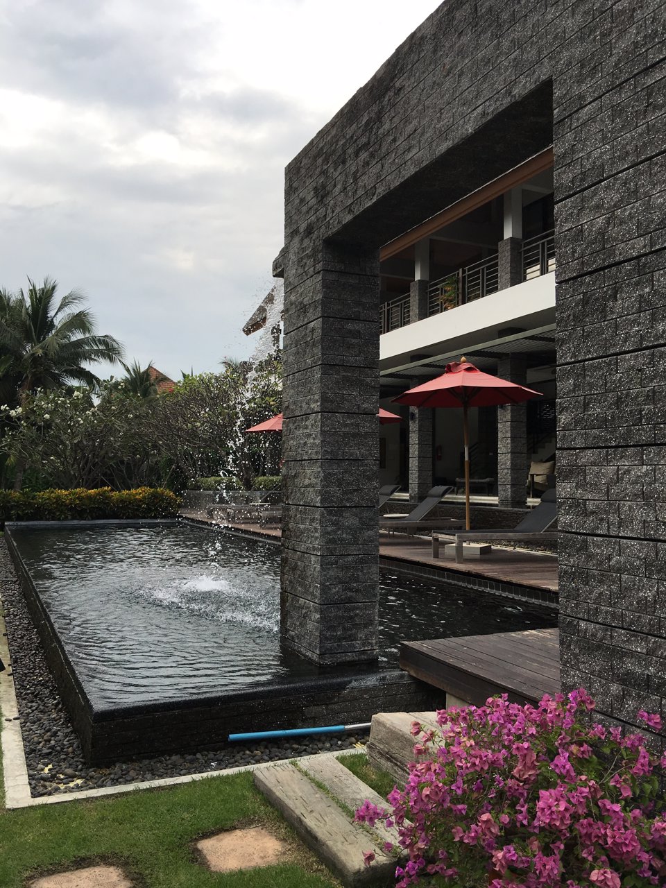 ขายถูก-เจ้าของขายเอง-บ้านเดี่ยวทำเลดี-หมู่บ้าน-atoll-waikiki-shore-พระราม9-กรุงเทพกรีฑา-ใกล้ถนนร่ม