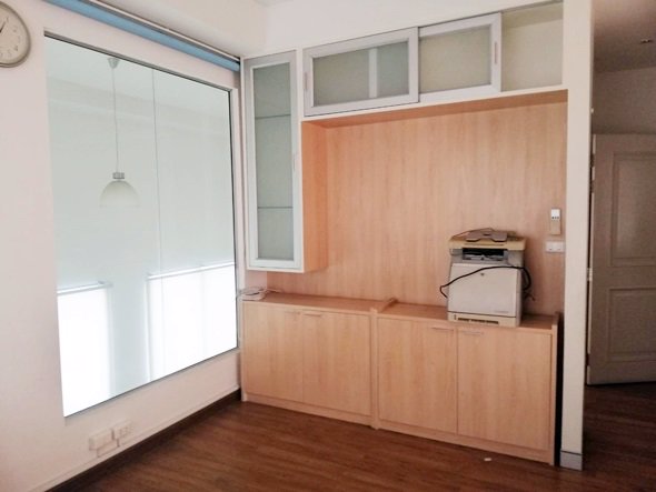 เช่าทาวน์โฮม4ชั้น-28-ตรว-ลาดพร้าววังหิน78-ใกล้เมเจอร์รัชโยธิน-ทำเลดีมาก-เช่าทำกิจการได้-05247