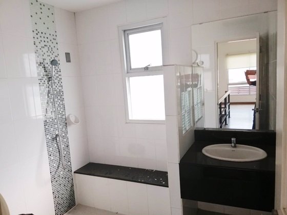 เช่าทาวน์โฮม4ชั้น-28-ตรว-ลาดพร้าววังหิน78-ใกล้เมเจอร์รัชโยธิน-ทำเลดีมาก-เช่าทำกิจการได้-05247