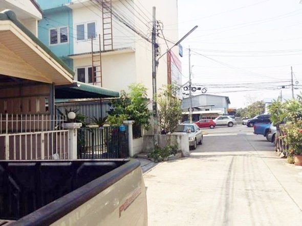 ขายทาวน์เฮ้าส์หมู่บ้านพนาสนธิ์พิเศษ-ไปรษณีย์มีนบุรี-24-ตรว-ถนนนิมิตรใหม่-ประชาร่วมใจ-05265