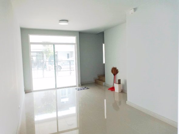 ขายทาวน์เฮ้าส์-2-ชั้น-21-ตร-ว-หมู่บ้านซิตี้เซนส์-รามอินทรา109-ซอยพระยาสุเรนทร์30-ถรามอินทรา-05264