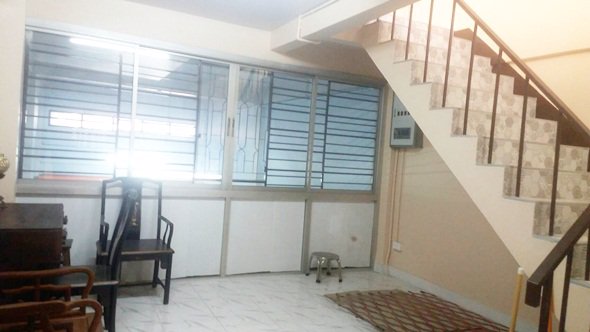 ขายด่วน-อาคารพาณิชย์-3-ชั้นครึ่ง-24-60-ตร-ว-ติดถนนนวมินทร์61-63-ใกล้โรงเรียนโสมาภา2-รหัส-05276