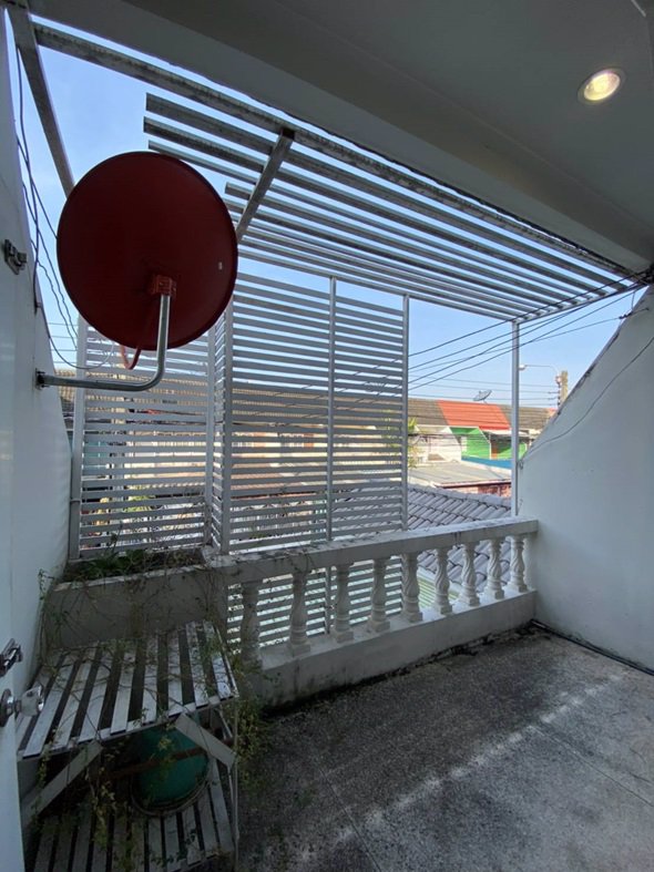 ขายทาวน์เฮ้าส์-2-ชั้น-มอ่อนนุชทาวน์เฮ้าส์1-ซอ่อนนุช50-ถสุขุมวิท77-เขตสวนหลวง-ใกล้บีทีเอสอ่อนนุช