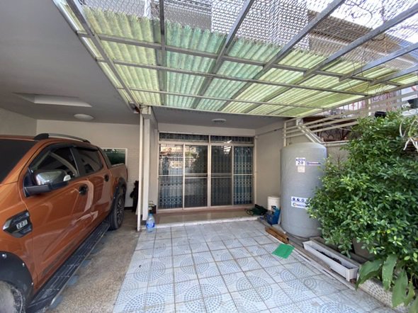 ขายทาวน์เฮ้าส์-2-ชั้น-มอ่อนนุชทาวน์เฮ้าส์1-ซอ่อนนุช50-ถสุขุมวิท77-เขตสวนหลวง-ใกล้บีทีเอสอ่อนนุช