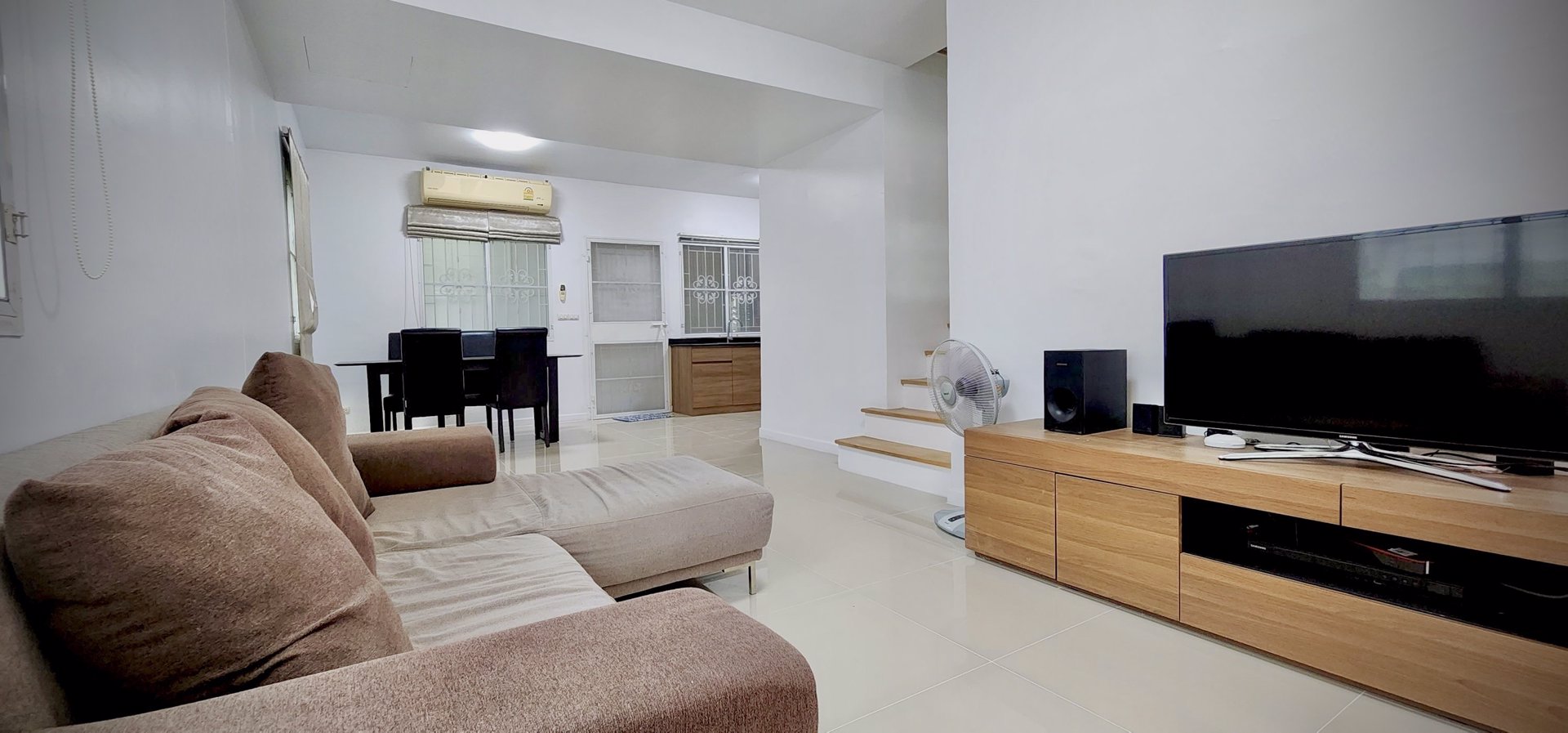 บ้านทาว์นโฮม-พฤกษาวิลล์-38-1-หนามแดง-เทพารักษ์