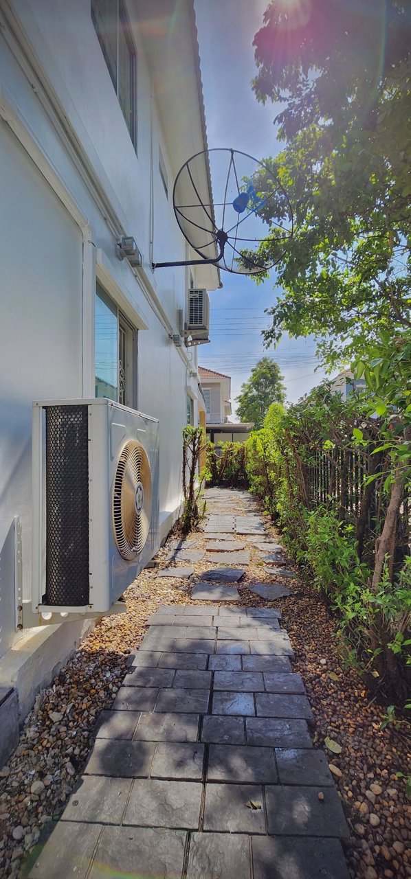 บ้านทาว์นโฮม-พฤกษาวิลล์-38-1-หนามแดง-เทพารักษ์