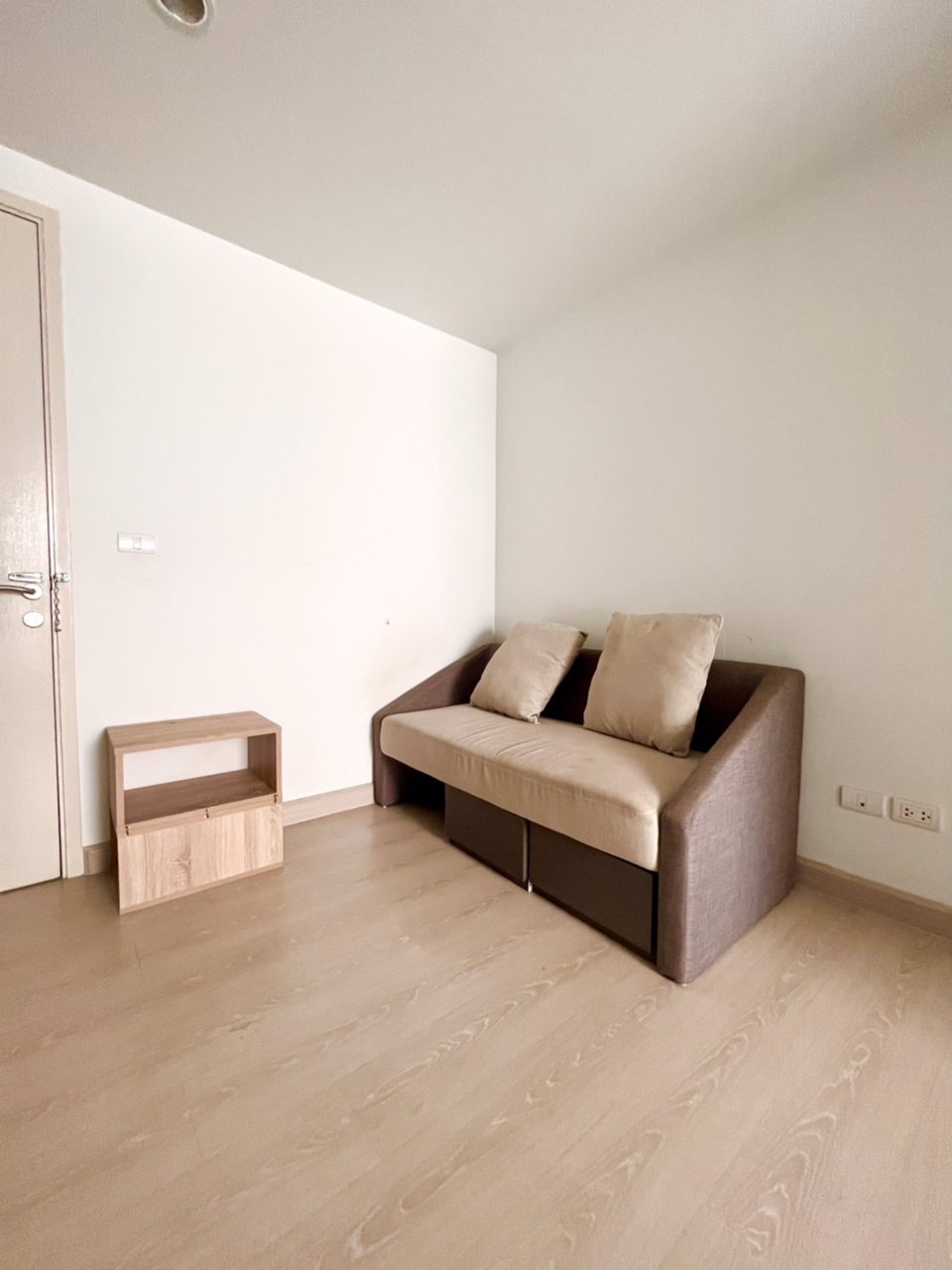 ขายดาวน์-the-niche-id-พระราม2-ห้องมุม-ชั้น5-ดอก0-12-เดือน-อาชีพอิสระซื้อได้-ยังไม่ต้องยื่นกู้